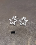 9MM OUTLINE STAR STUD EARRINGS