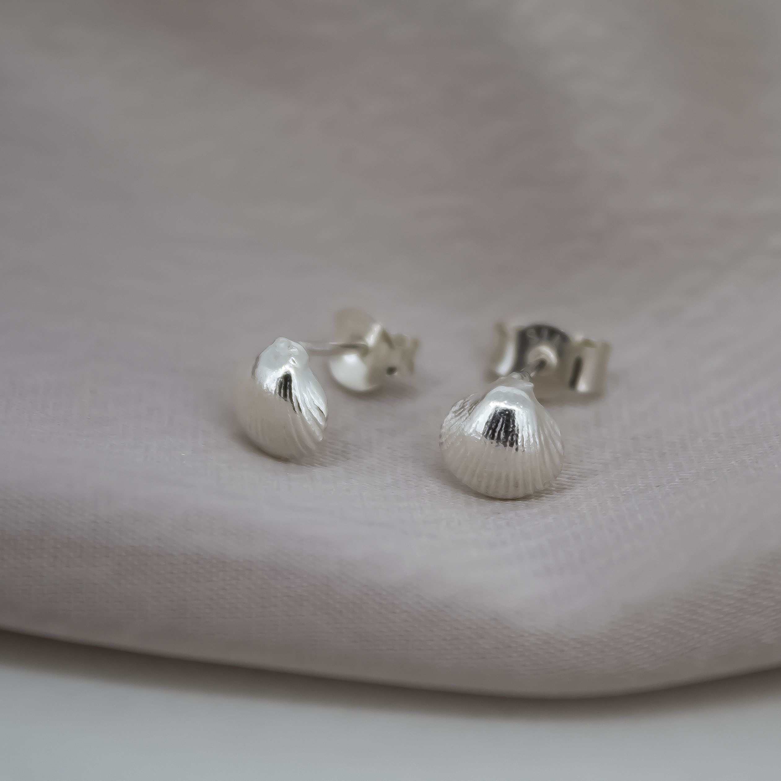 Mini Shell Studs