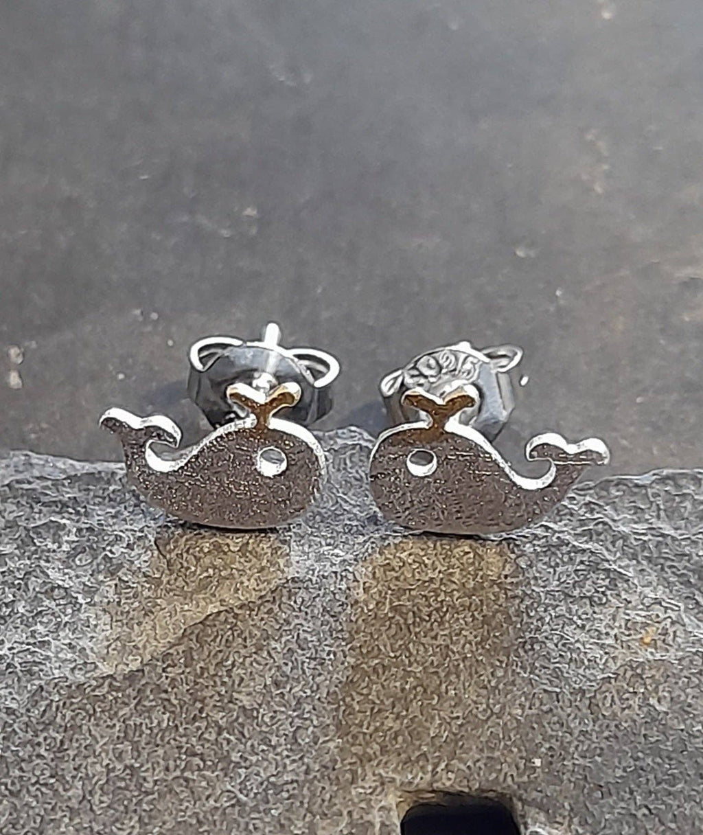 Whale brushed-effect silver-plated 7mm stud Earrings