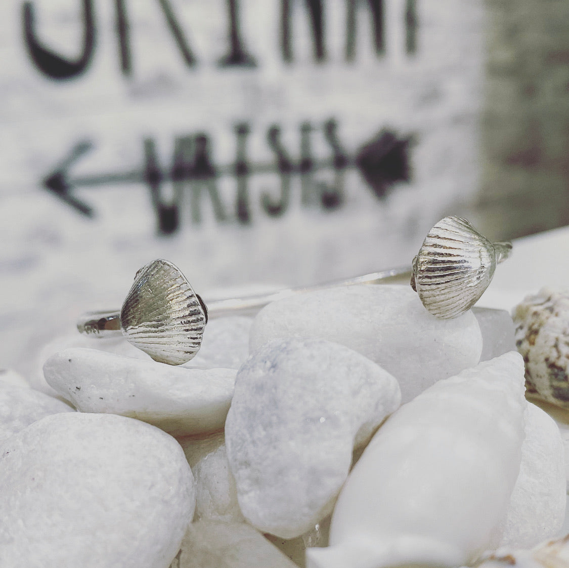 Charm Cuff Bangle - Shell